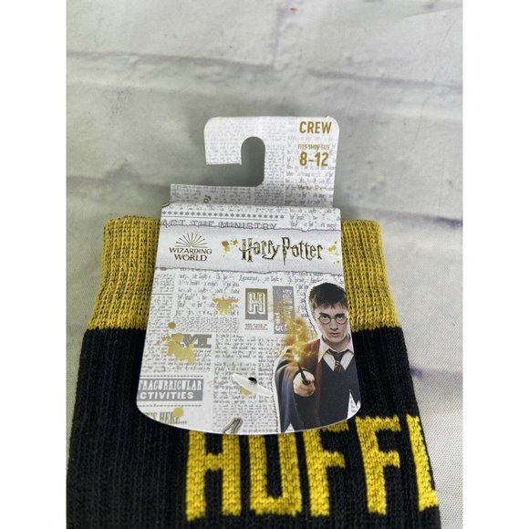 Harry Potter Hufflepuff House Badge Logo Men's Crew Socks 1 Pair Sock Size 10-13 - Picture 2 of 5